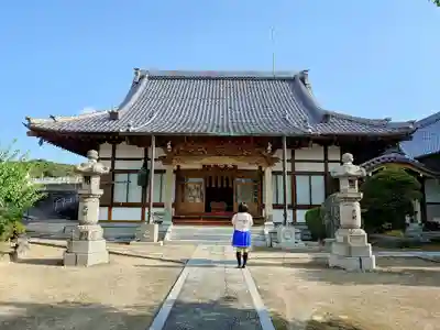 泉徳寺の本殿・本堂