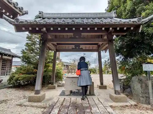 万福寺の手水舎