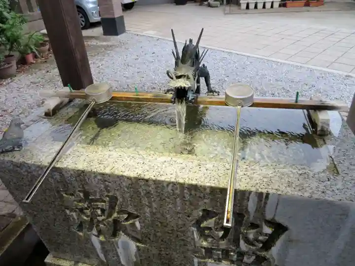 川越八幡宮の手水舎