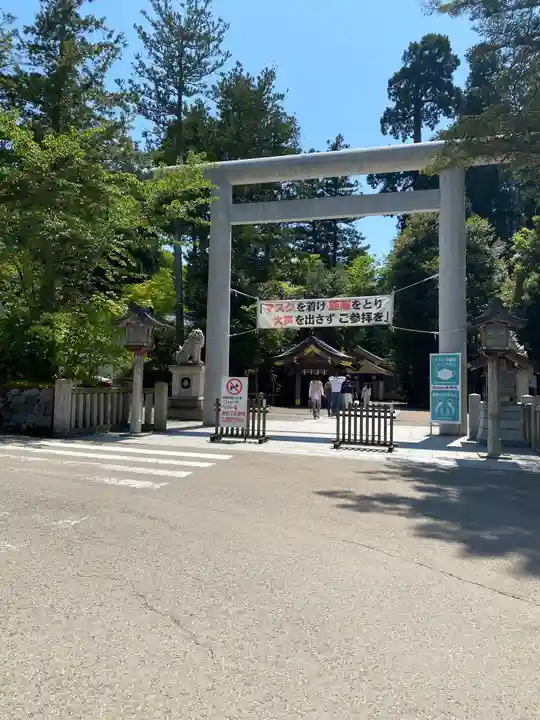 白山比咩神社の鳥居
