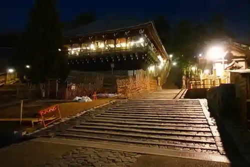 東大寺二月堂の本殿