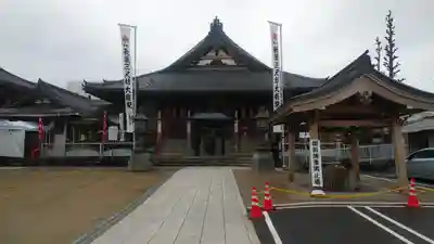 秋葉山圓通寺の本殿・本堂