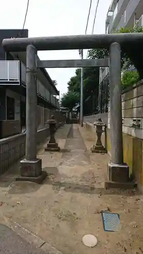 入日神社の鳥居