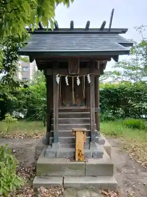飯香岡八幡宮の{uncategorized: "未分類", other: "その他", undefined: "問題あり", building: "その他建物", grave: "お墓", sacred_gate: "鳥居", guardian: "狛犬", statue: "像", buddha: "仏像", history: "歴史", nature: "自然", garden: "庭園", animal: "動物", pagoda: "塔", temizu: "手水舎", mountain_gate: "山門・神門", sanctuary: "本殿・本堂", subordinate: "末社・摂社", art: "芸術", scenery: "景色", jizo: "地蔵", ema: "絵馬", goshuin: "御朱印", omikuji: "おみくじ", items: "授与品その他", amulet: "お守り", goshuincho: "御朱印帳", eats: "食事", festival: "お祭り", votive_dance: "神楽", shichigosan: "七五三参", wedding: "結婚式", experience: "体験その他", initially: "初詣", around: "周辺", anti_infection: "感染症対策"}