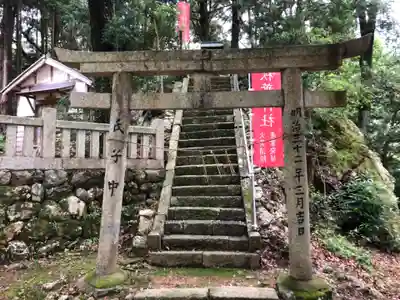 坂本八幡神社の末社・摂社