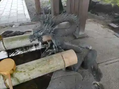 田縣神社の手水舎