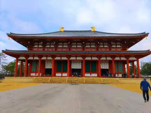 興福寺の本殿・本堂