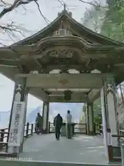 三峯神社の建物その他