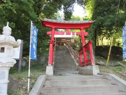 物部神社（石和町松本）の鳥居