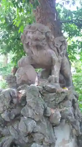 赤坂氷川神社の狛犬