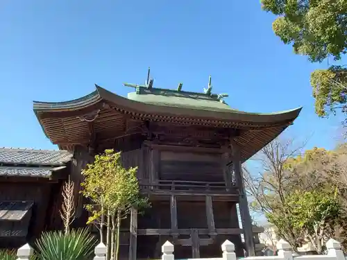 泊神社の本殿・本堂