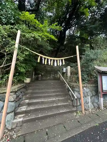 瑞穂神社の{uncategorized: "未分類", other: "その他", undefined: "問題あり", building: "その他建物", grave: "お墓", sacred_gate: "鳥居", guardian: "狛犬", statue: "像", buddha: "仏像", history: "歴史", nature: "自然", garden: "庭園", animal: "動物", pagoda: "塔", temizu: "手水舎", mountain_gate: "山門・神門", sanctuary: "本殿・本堂", subordinate: "末社・摂社", art: "芸術", scenery: "景色", jizo: "地蔵", ema: "絵馬", goshuin: "御朱印", omikuji: "おみくじ", items: "授与品その他", amulet: "お守り", goshuincho: "御朱印帳", eats: "食事", festival: "お祭り", votive_dance: "神楽", shichigosan: "七五三参", wedding: "結婚式", experience: "体験その他", initially: "初詣", around: "周辺", anti_infection: "感染症対策"}