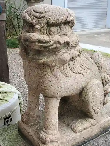 魚崎八幡宮神社の狛犬