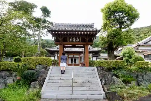 浄蓮寺の山門