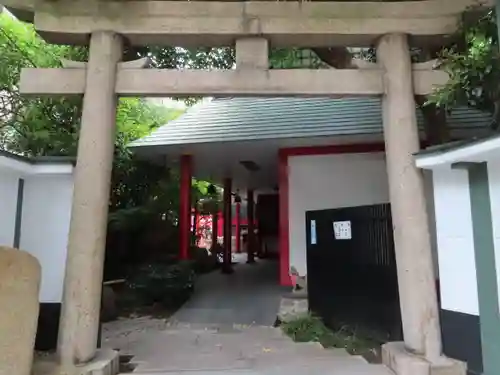 二宮神社の鳥居