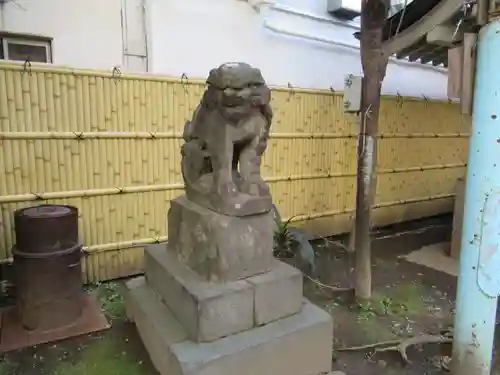 銀杏岡八幡神社の狛犬