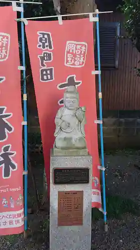 母智丘神社の像