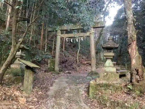 玉野御嶽神社の鳥居