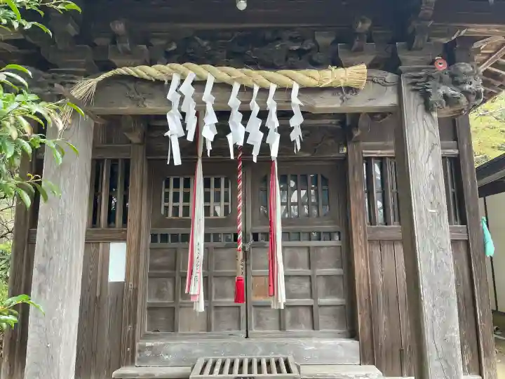 菅原神社の{uncategorized: "未分類", other: "その他", undefined: "問題あり", building: "その他建物", grave: "お墓", sacred_gate: "鳥居", guardian: "狛犬", statue: "像", buddha: "仏像", history: "歴史", nature: "自然", garden: "庭園", animal: "動物", pagoda: "塔", temizu: "手水舎", mountain_gate: "山門・神門", sanctuary: "本殿・本堂", subordinate: "末社・摂社", art: "芸術", scenery: "景色", jizo: "地蔵", ema: "絵馬", goshuin: "御朱印", omikuji: "おみくじ", items: "授与品その他", amulet: "お守り", goshuincho: "御朱印帳", eats: "食事", festival: "お祭り", votive_dance: "神楽", shichigosan: "七五三参", wedding: "結婚式", experience: "体験その他", initially: "初詣", around: "周辺", anti_infection: "感染症対策"}