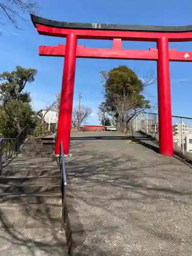 （芝生）浅間神社の鳥居