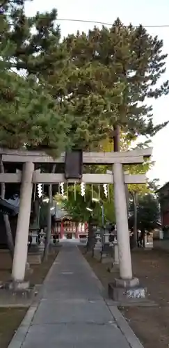 題経寺（柴又帝釈天）の鳥居