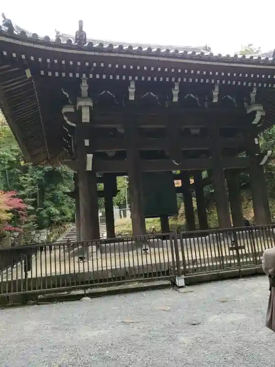 知恩院の{uncategorized: "未分類", other: "その他", undefined: "問題あり", building: "その他建物", grave: "お墓", sacred_gate: "鳥居", guardian: "狛犬", statue: "像", buddha: "仏像", history: "歴史", nature: "自然", garden: "庭園", animal: "動物", pagoda: "塔", temizu: "手水舎", mountain_gate: "山門・神門", sanctuary: "本殿・本堂", subordinate: "末社・摂社", art: "芸術", scenery: "景色", jizo: "地蔵", ema: "絵馬", goshuin: "御朱印", omikuji: "おみくじ", items: "授与品その他", amulet: "お守り", goshuincho: "御朱印帳", eats: "食事", festival: "お祭り", votive_dance: "神楽", shichigosan: "七五三参", wedding: "結婚式", experience: "体験その他", initially: "初詣", around: "周辺", anti_infection: "感染症対策"}