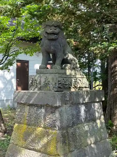 神楽神社の狛犬