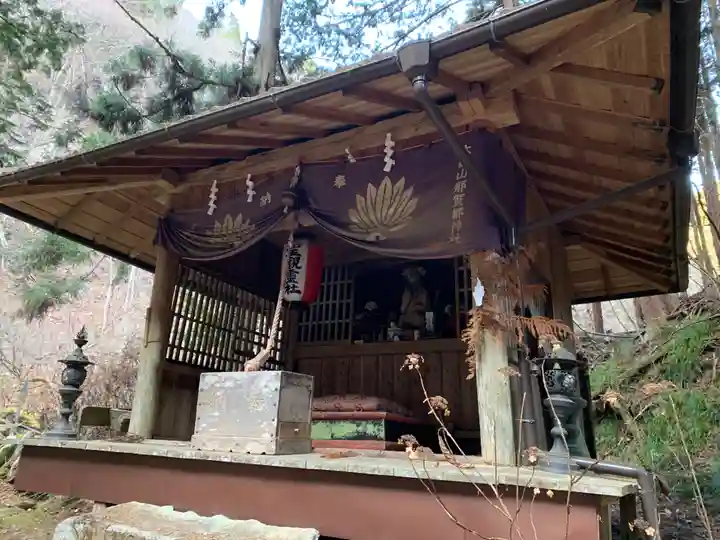 大嶽山那賀都神社(山梨県)
