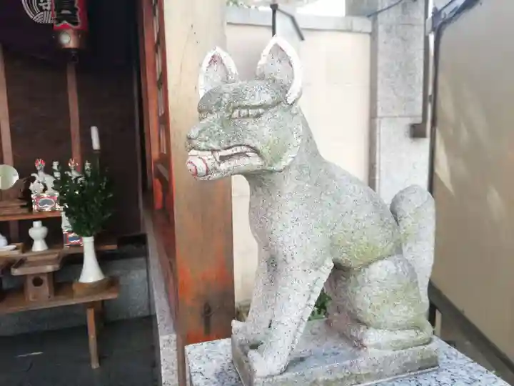 稲守稲荷神社の狛犬
