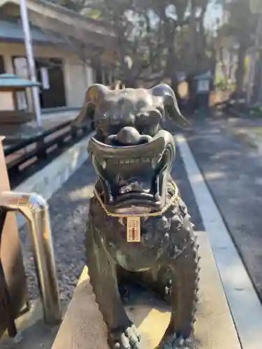 三重縣護國神社の狛犬