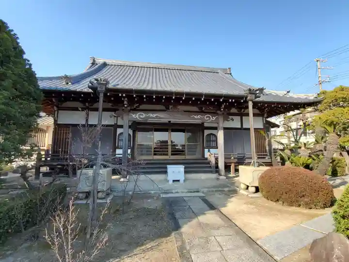 日蓮宗 本松寺の本殿・本堂