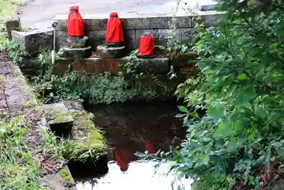 御札神社の地蔵