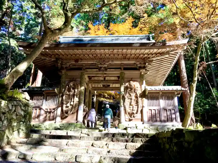 百済寺の山門・神門