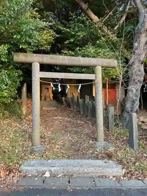 鳥屋神社の鳥居