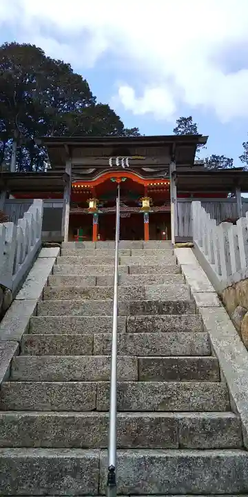 檜尾神社の{uncategorized: "未分類", other: "その他", undefined: "問題あり", building: "その他建物", grave: "お墓", sacred_gate: "鳥居", guardian: "狛犬", statue: "像", buddha: "仏像", history: "歴史", nature: "自然", garden: "庭園", animal: "動物", pagoda: "塔", temizu: "手水舎", mountain_gate: "山門・神門", sanctuary: "本殿・本堂", subordinate: "末社・摂社", art: "芸術", scenery: "景色", jizo: "地蔵", ema: "絵馬", goshuin: "御朱印", omikuji: "おみくじ", items: "授与品その他", amulet: "お守り", goshuincho: "御朱印帳", eats: "食事", festival: "お祭り", votive_dance: "神楽", shichigosan: "七五三参", wedding: "結婚式", experience: "体験その他", initially: "初詣", around: "周辺", anti_infection: "感染症対策"}
