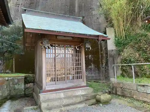 阿治古神社の末社・摂社