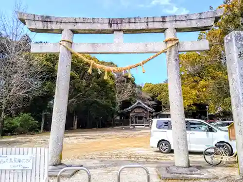 樹木神社の鳥居