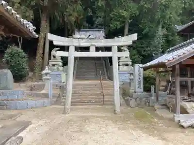 春日神社の鳥居