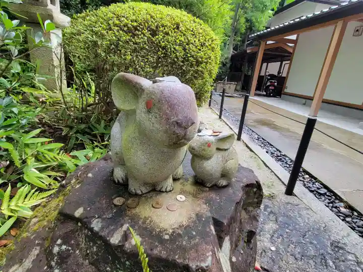 岡崎神社の狛犬