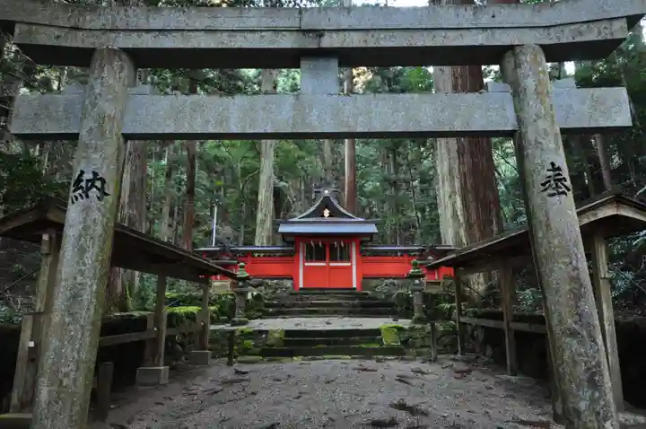 室生龍穴神社(奈良県)
