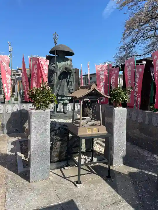 大光寺の{uncategorized: "未分類", other: "その他", undefined: "問題あり", building: "その他建物", grave: "お墓", sacred_gate: "鳥居", guardian: "狛犬", statue: "像", buddha: "仏像", history: "歴史", nature: "自然", garden: "庭園", animal: "動物", pagoda: "塔", temizu: "手水舎", mountain_gate: "山門・神門", sanctuary: "本殿・本堂", subordinate: "末社・摂社", art: "芸術", scenery: "景色", jizo: "地蔵", ema: "絵馬", goshuin: "御朱印", omikuji: "おみくじ", items: "授与品その他", amulet: "お守り", goshuincho: "御朱印帳", eats: "食事", festival: "お祭り", votive_dance: "神楽", shichigosan: "七五三参", wedding: "結婚式", experience: "体験その他", initially: "初詣", around: "周辺", anti_infection: "感染症対策"}