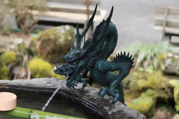 天河大辨財天社の{uncategorized: "未分類", other: "その他", undefined: "問題あり", building: "その他建物", grave: "お墓", sacred_gate: "鳥居", guardian: "狛犬", statue: "像", buddha: "仏像", history: "歴史", nature: "自然", garden: "庭園", animal: "動物", pagoda: "塔", temizu: "手水舎", mountain_gate: "山門・神門", sanctuary: "本殿・本堂", subordinate: "末社・摂社", art: "芸術", scenery: "景色", jizo: "地蔵", ema: "絵馬", goshuin: "御朱印", omikuji: "おみくじ", items: "授与品その他", amulet: "お守り", goshuincho: "御朱印帳", eats: "食事", festival: "お祭り", votive_dance: "神楽", shichigosan: "七五三参", wedding: "結婚式", experience: "体験その他", initially: "初詣", around: "周辺", anti_infection: "感染症対策"}