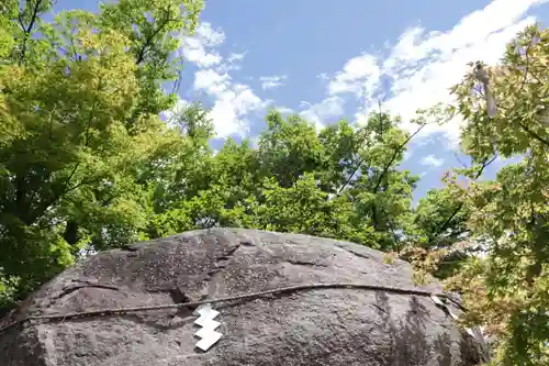 萬寿神社（柏屋本店願掛け萬寿石）(福島県)