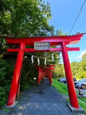 萬蔵稲荷神社の鳥居