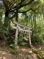 諏訪神社の鳥居