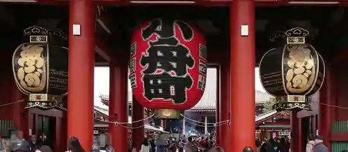 浅草寺の山門・神門