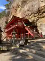 達谷西光寺の本殿・本堂