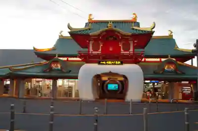 江島神社の山門・神門