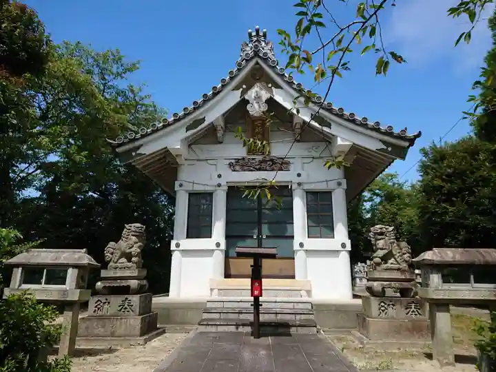 七所社(神尾町)の本殿・本堂