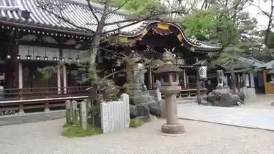杭全神社の本殿・本堂